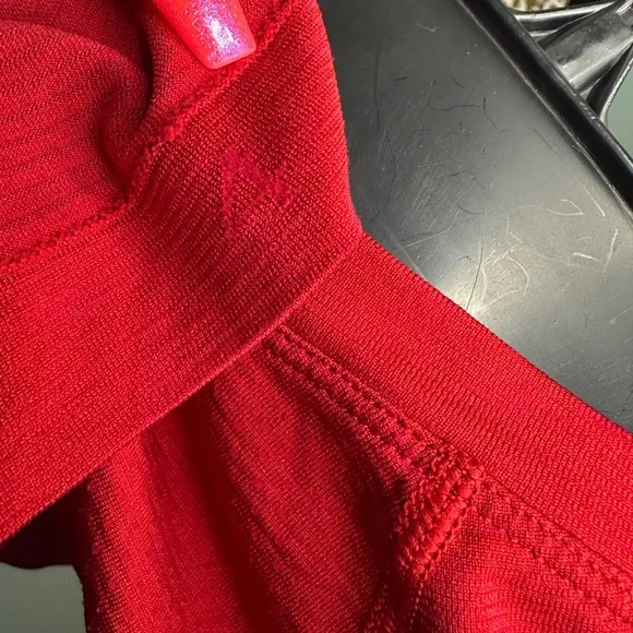 (4)LULULEMON Women's Tops - Picture 6 of 12